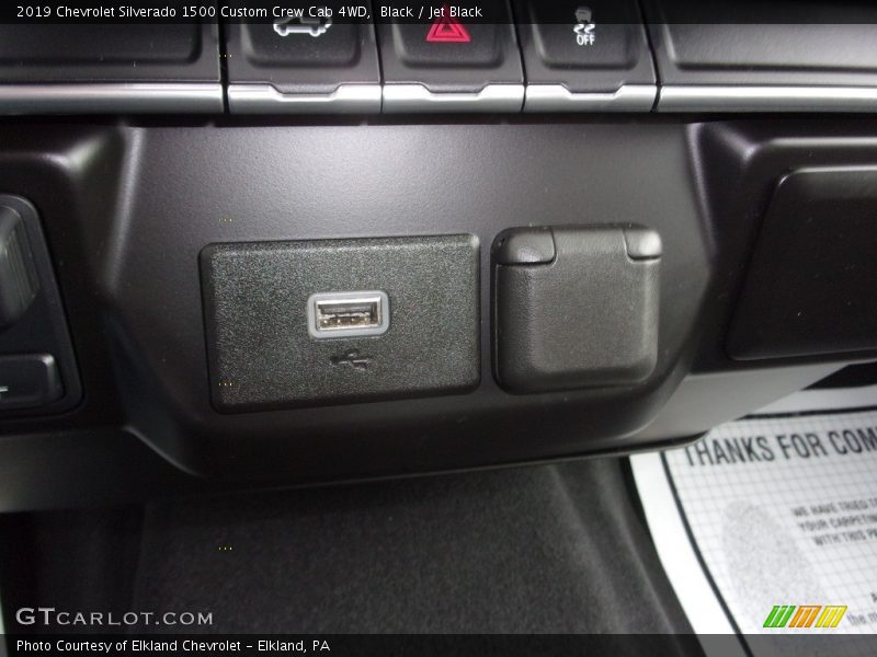 Black / Jet Black 2019 Chevrolet Silverado 1500 Custom Crew Cab 4WD