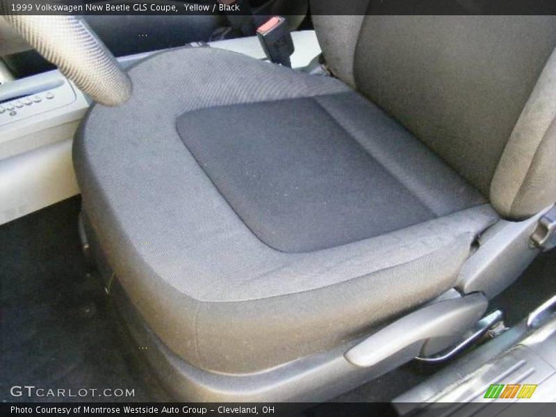 Yellow / Black 1999 Volkswagen New Beetle GLS Coupe