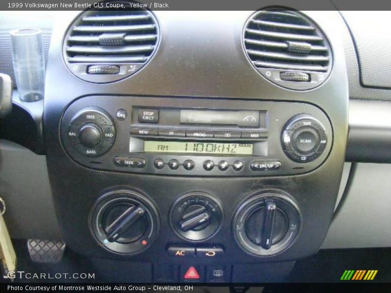 Yellow / Black 1999 Volkswagen New Beetle GLS Coupe
