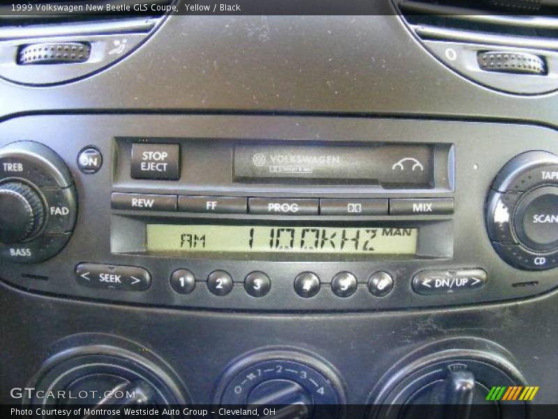 Yellow / Black 1999 Volkswagen New Beetle GLS Coupe