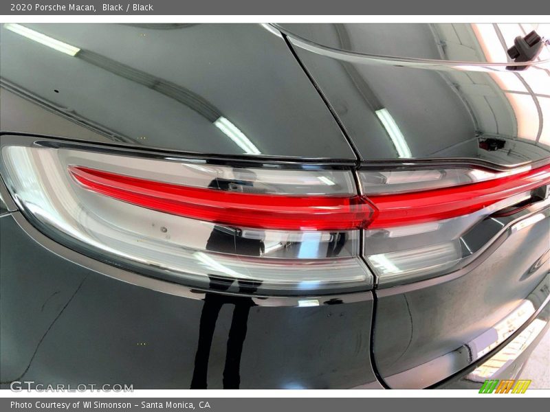 Black / Black 2020 Porsche Macan