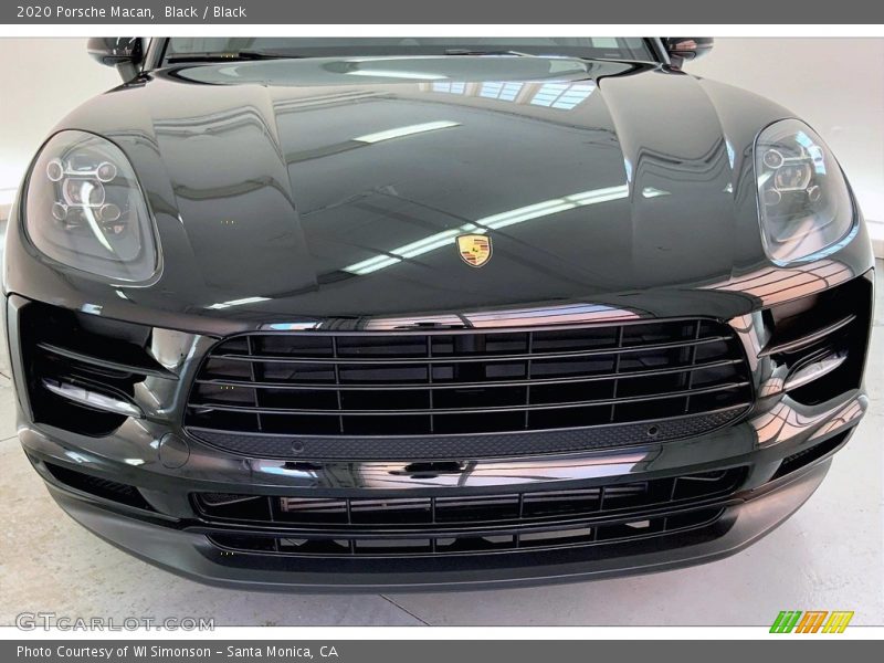 Black / Black 2020 Porsche Macan