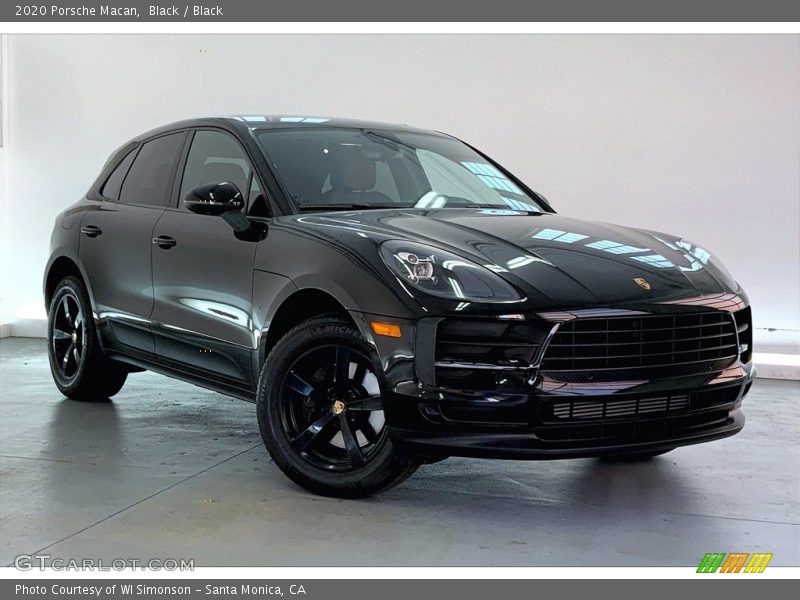 Front 3/4 View of 2020 Macan 