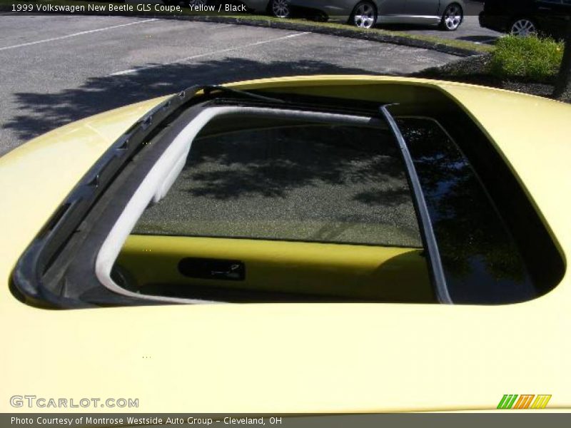 Yellow / Black 1999 Volkswagen New Beetle GLS Coupe