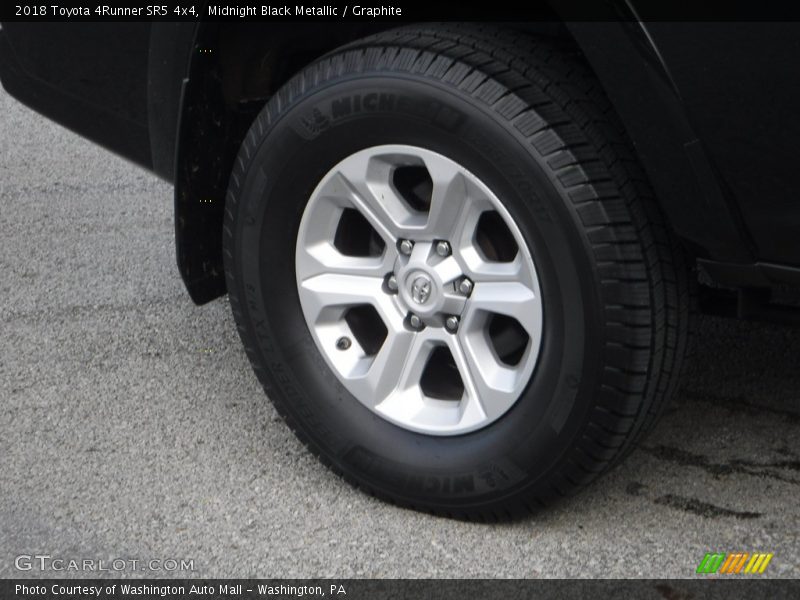Midnight Black Metallic / Graphite 2018 Toyota 4Runner SR5 4x4