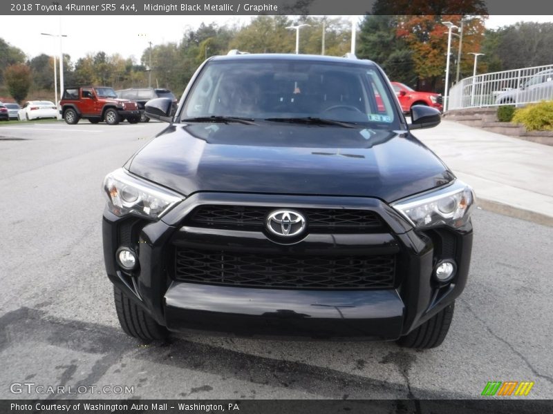 Midnight Black Metallic / Graphite 2018 Toyota 4Runner SR5 4x4