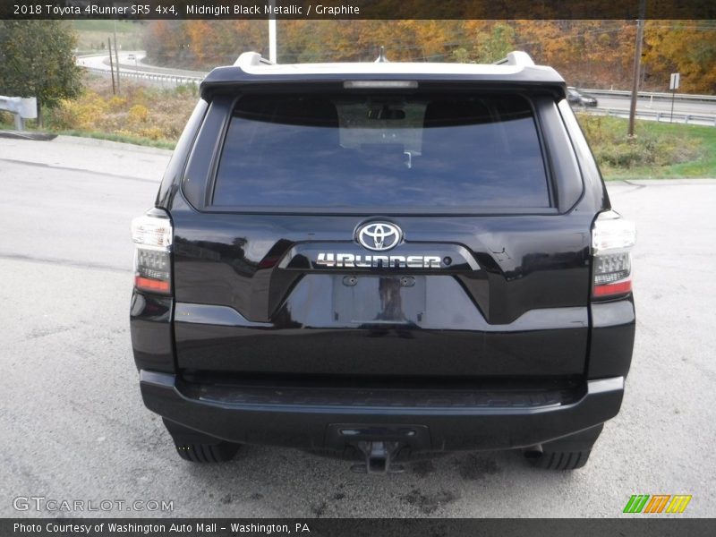 Midnight Black Metallic / Graphite 2018 Toyota 4Runner SR5 4x4