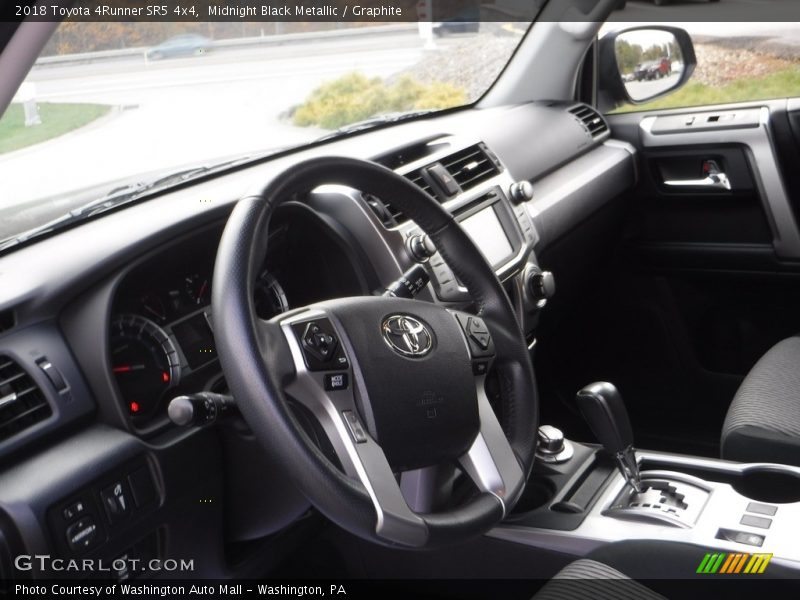 Midnight Black Metallic / Graphite 2018 Toyota 4Runner SR5 4x4
