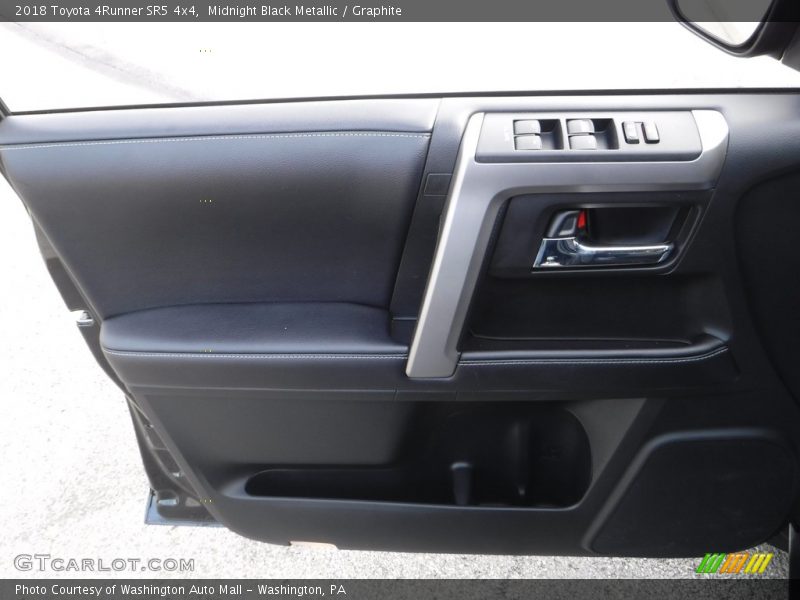 Midnight Black Metallic / Graphite 2018 Toyota 4Runner SR5 4x4