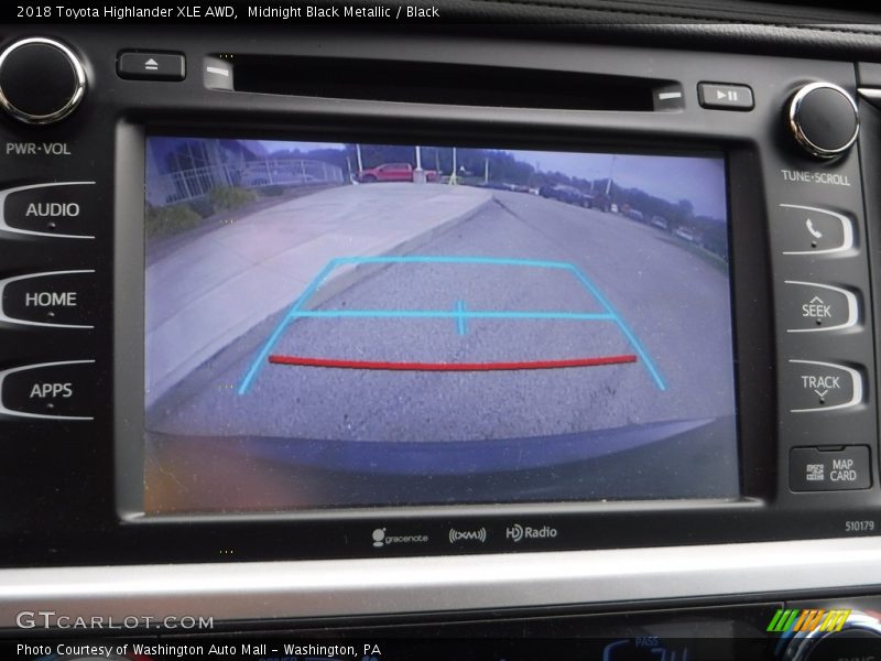 Midnight Black Metallic / Black 2018 Toyota Highlander XLE AWD