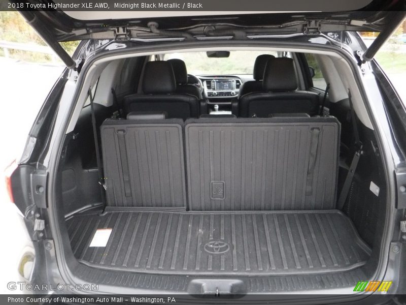 Midnight Black Metallic / Black 2018 Toyota Highlander XLE AWD