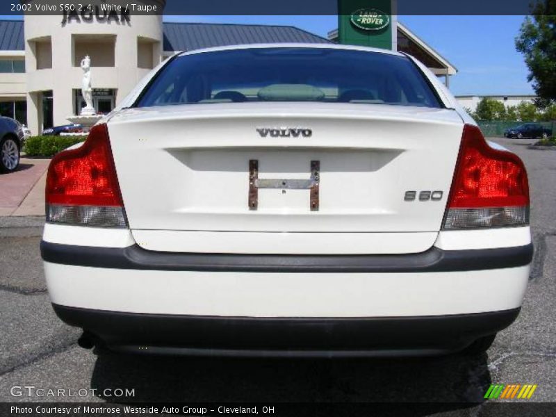 White / Taupe 2002 Volvo S60 2.4