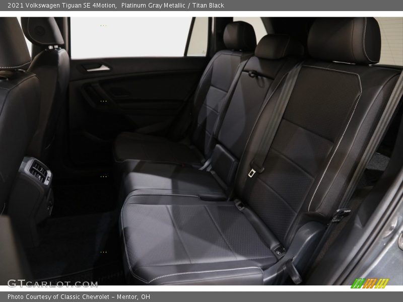 Platinum Gray Metallic / Titan Black 2021 Volkswagen Tiguan SE 4Motion