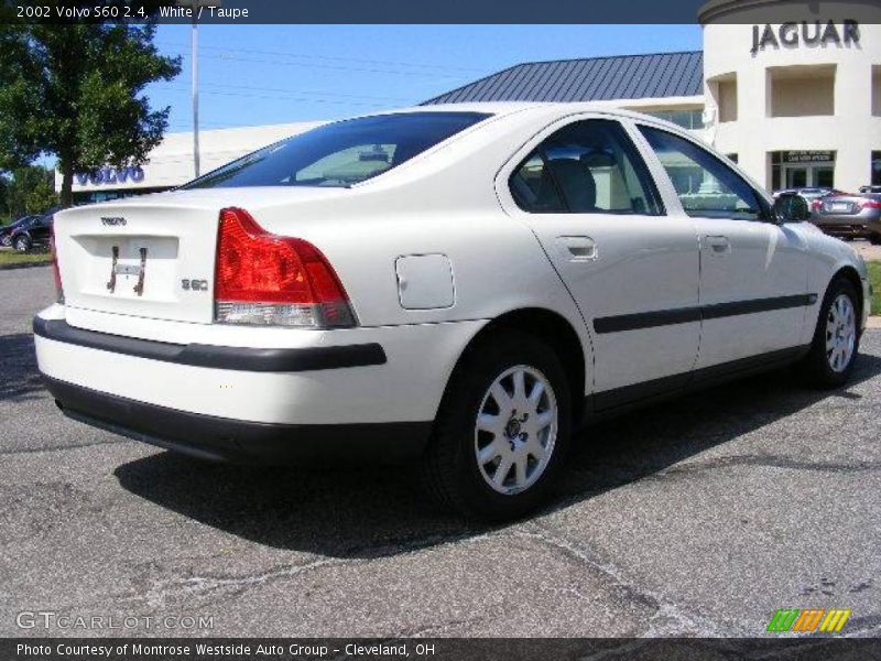 White / Taupe 2002 Volvo S60 2.4