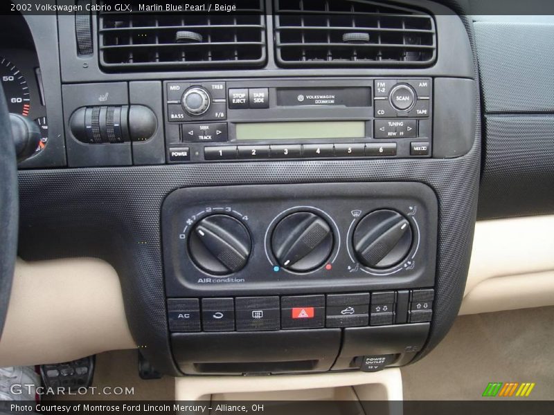 Marlin Blue Pearl / Beige 2002 Volkswagen Cabrio GLX