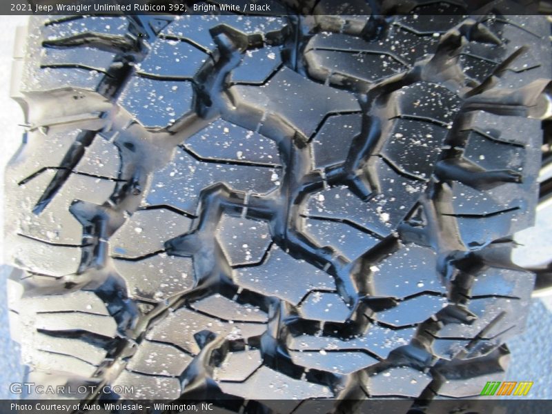 Bright White / Black 2021 Jeep Wrangler Unlimited Rubicon 392