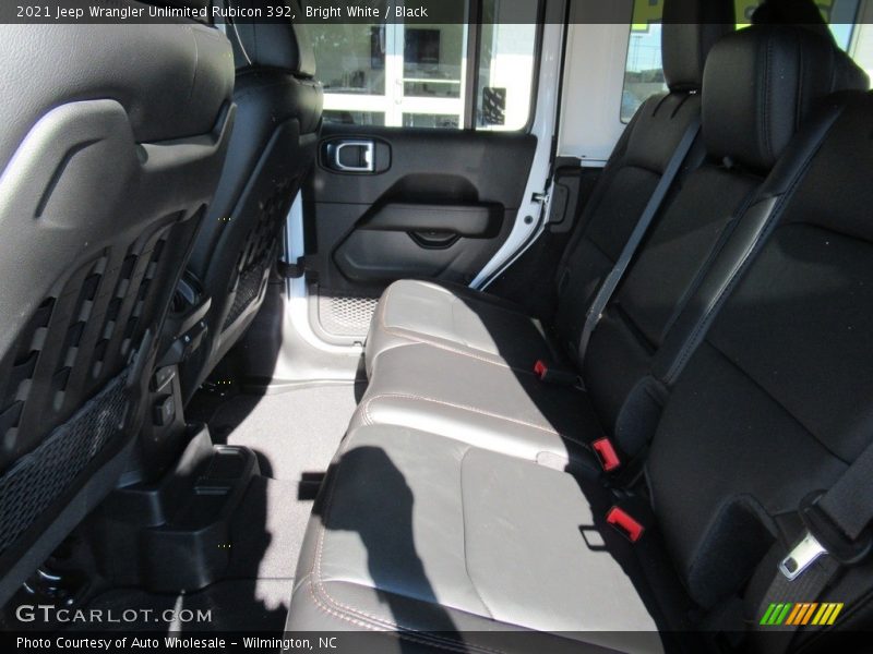 Bright White / Black 2021 Jeep Wrangler Unlimited Rubicon 392