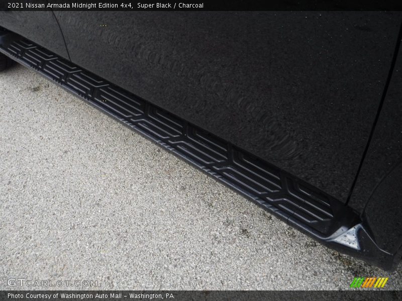 Super Black / Charcoal 2021 Nissan Armada Midnight Edition 4x4