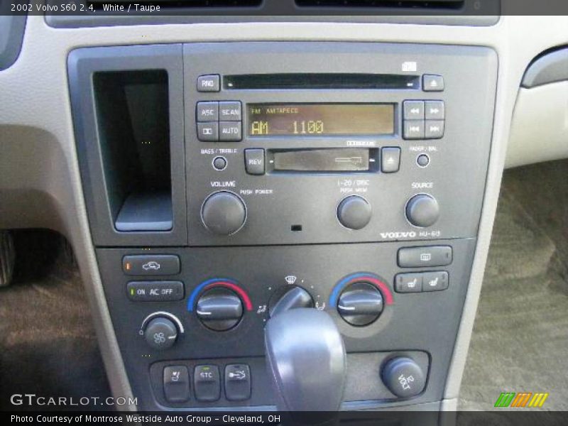 White / Taupe 2002 Volvo S60 2.4