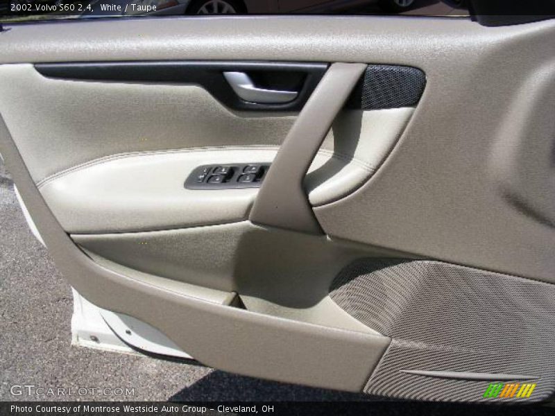 White / Taupe 2002 Volvo S60 2.4