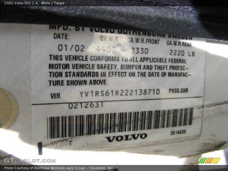 White / Taupe 2002 Volvo S60 2.4