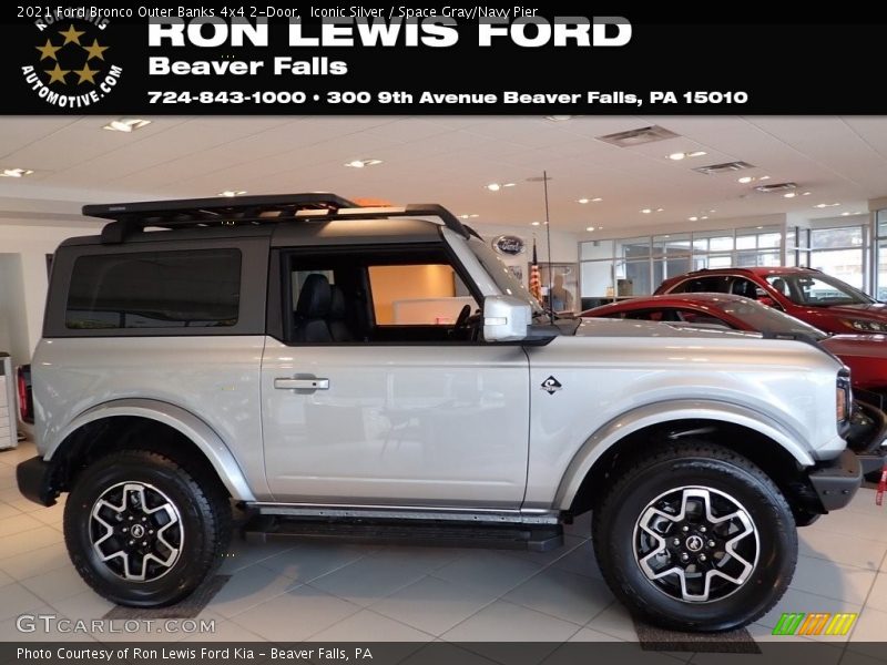 Iconic Silver / Space Gray/Navy Pier 2021 Ford Bronco Outer Banks 4x4 2-Door