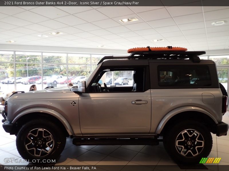  2021 Bronco Outer Banks 4x4 2-Door Iconic Silver