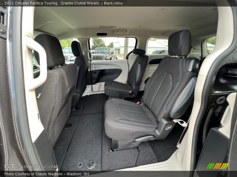 Granite Crystal Metallic / Black/Alloy 2021 Chrysler Pacifica Touring
