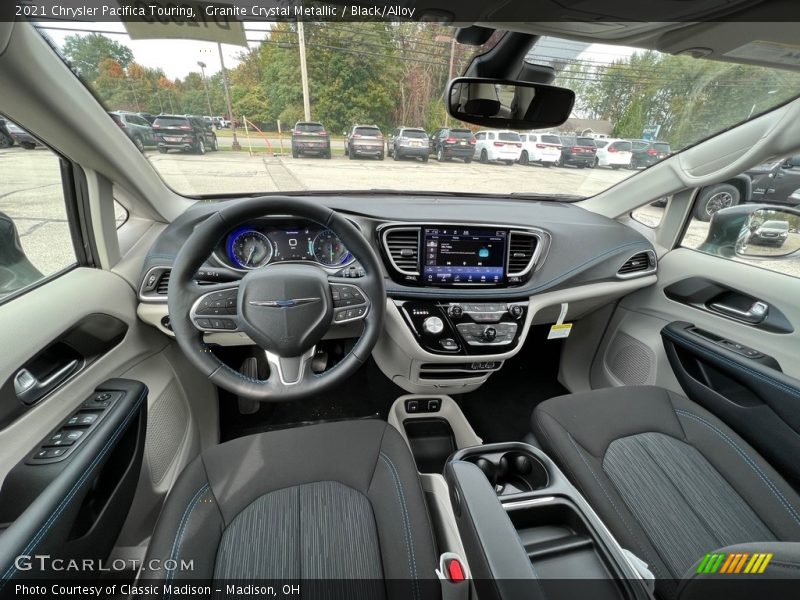 Granite Crystal Metallic / Black/Alloy 2021 Chrysler Pacifica Touring