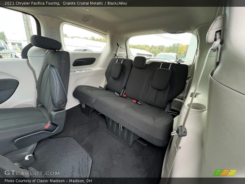 Granite Crystal Metallic / Black/Alloy 2021 Chrysler Pacifica Touring