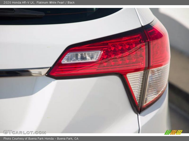Platinum White Pearl / Black 2020 Honda HR-V LX