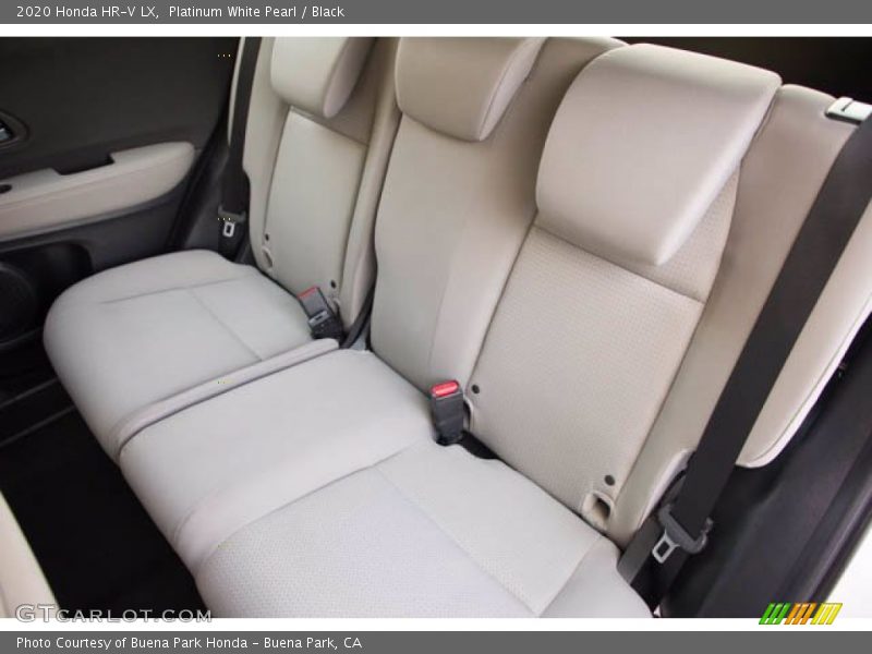 Platinum White Pearl / Black 2020 Honda HR-V LX