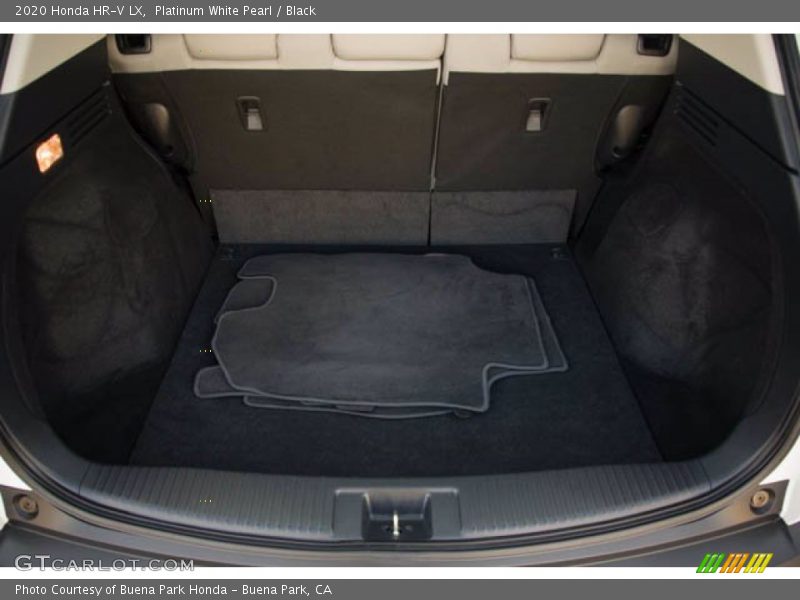 Platinum White Pearl / Black 2020 Honda HR-V LX
