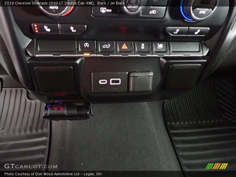 Black / Jet Black 2019 Chevrolet Silverado 1500 LT Double Cab 4WD