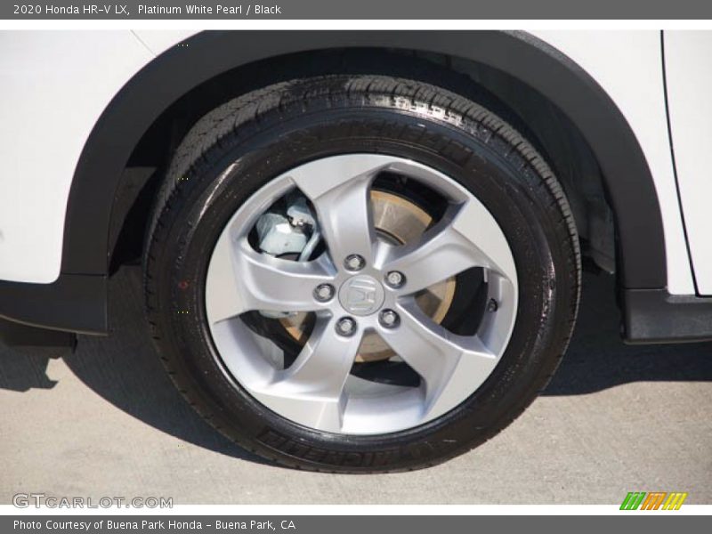 Platinum White Pearl / Black 2020 Honda HR-V LX