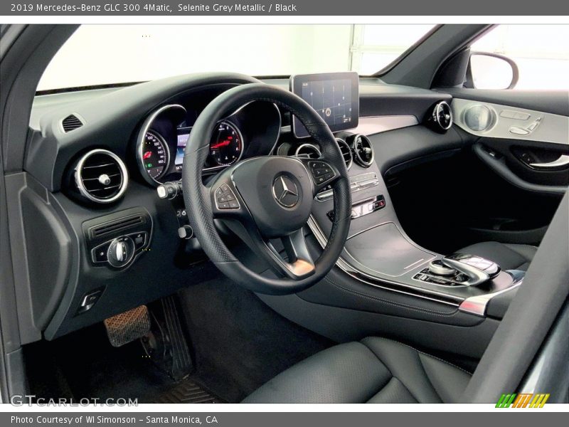 Selenite Grey Metallic / Black 2019 Mercedes-Benz GLC 300 4Matic