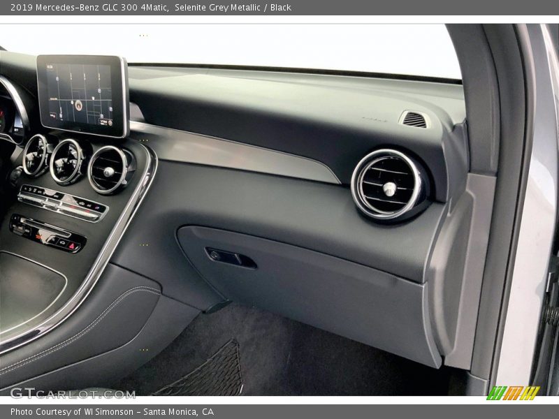 Selenite Grey Metallic / Black 2019 Mercedes-Benz GLC 300 4Matic