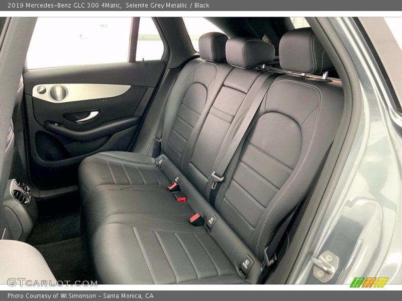 Selenite Grey Metallic / Black 2019 Mercedes-Benz GLC 300 4Matic