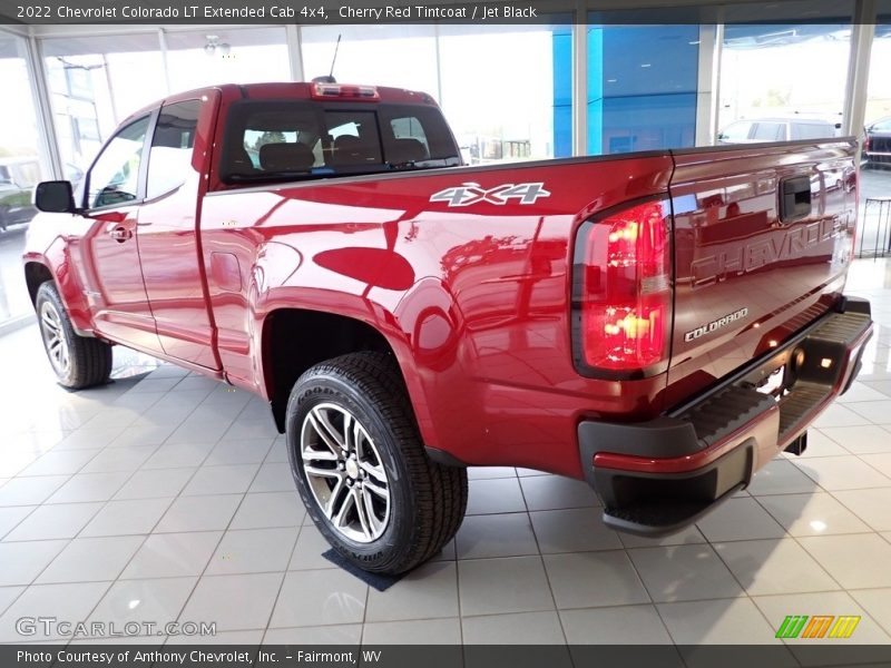  2022 Colorado LT Extended Cab 4x4 Cherry Red Tintcoat