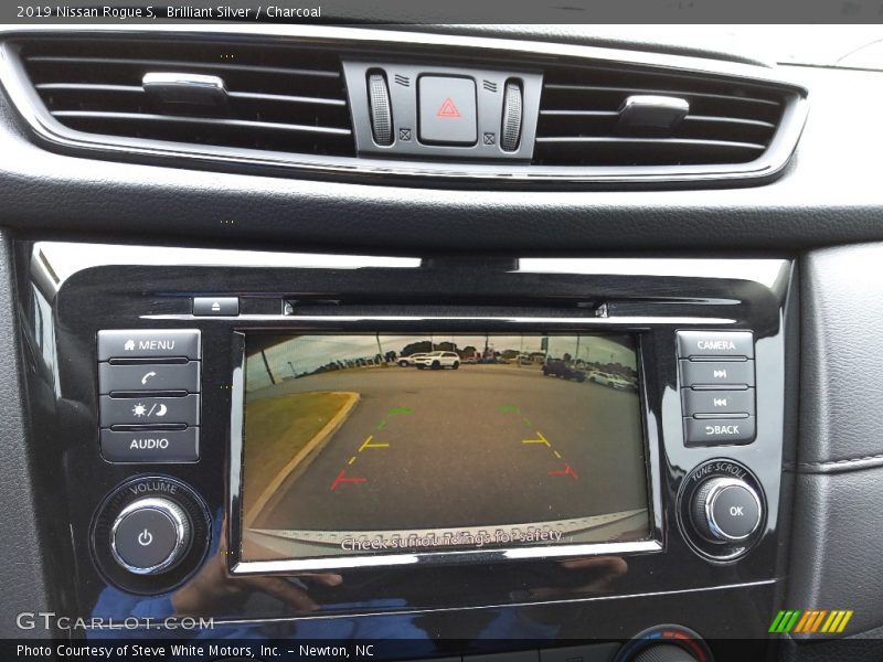 Brilliant Silver / Charcoal 2019 Nissan Rogue S