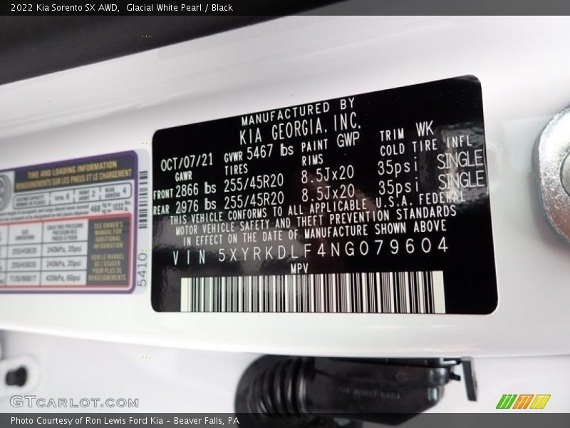 2022 Sorento SX AWD Glacial White Pearl Color Code GWP