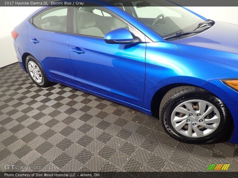 Electric Blue / Gray 2017 Hyundai Elantra SE