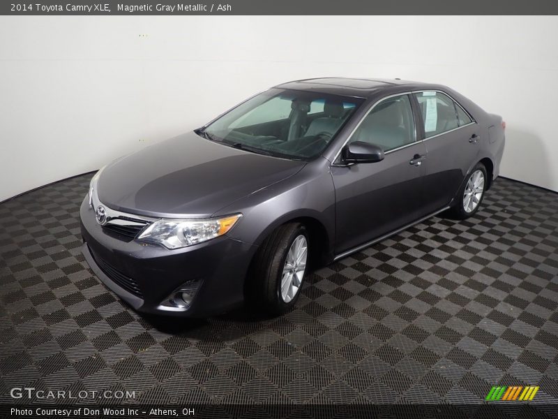 Magnetic Gray Metallic / Ash 2014 Toyota Camry XLE