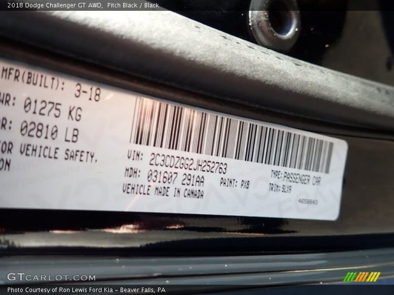 Pitch Black / Black 2018 Dodge Challenger GT AWD