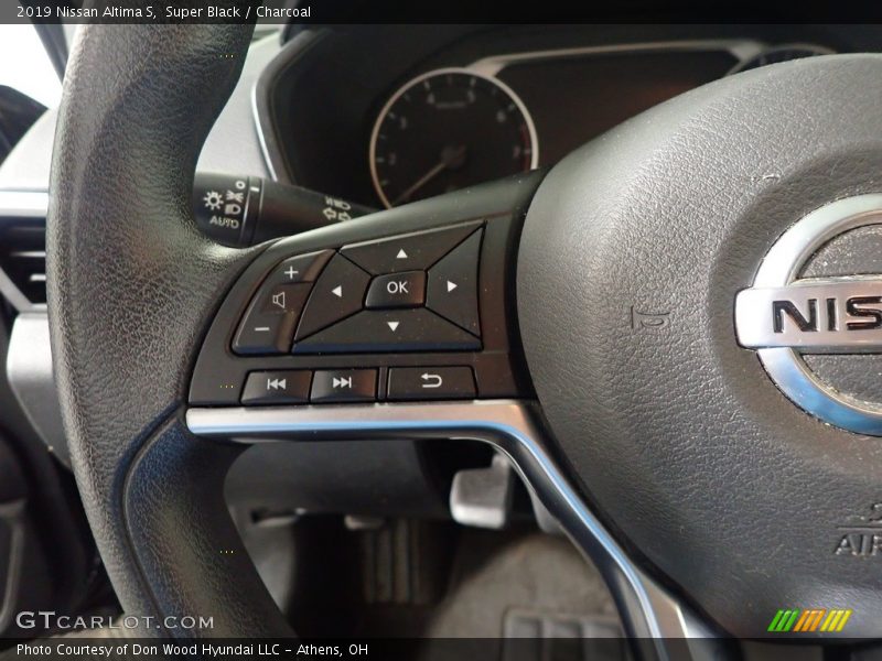 Super Black / Charcoal 2019 Nissan Altima S