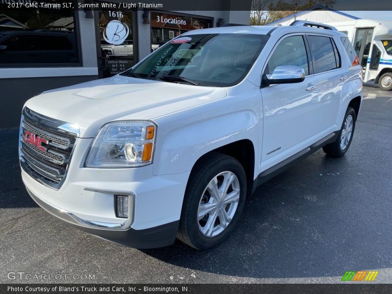 Summit White / Light Titanium 2017 GMC Terrain SLT