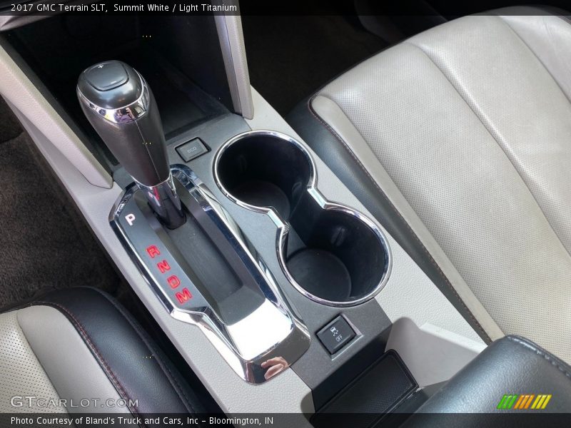 Summit White / Light Titanium 2017 GMC Terrain SLT