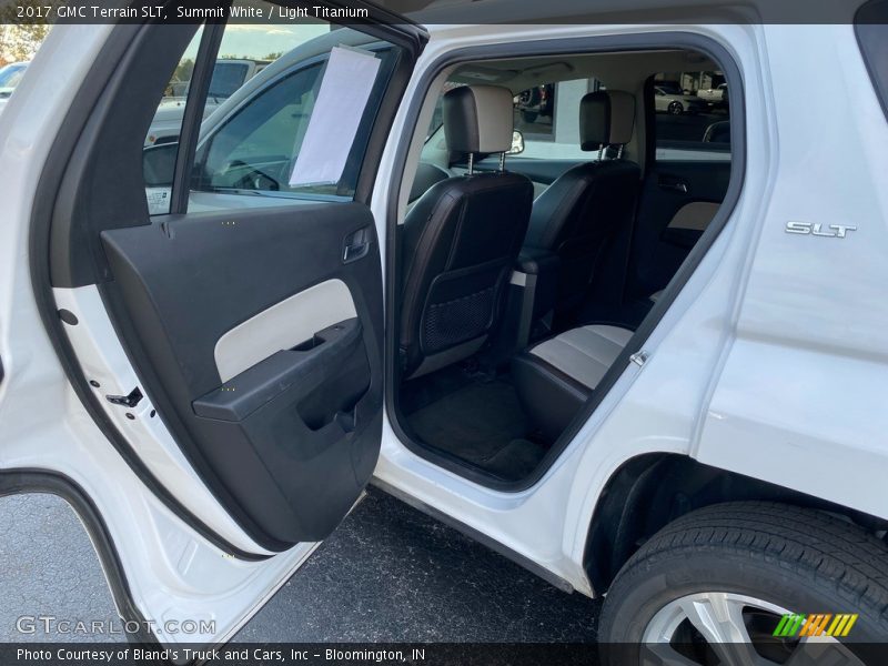 Summit White / Light Titanium 2017 GMC Terrain SLT