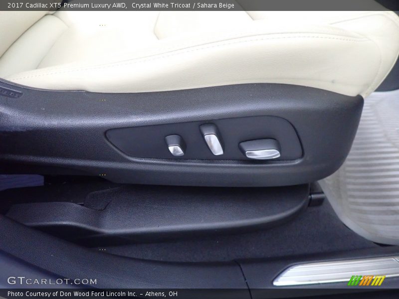 Crystal White Tricoat / Sahara Beige 2017 Cadillac XT5 Premium Luxury AWD