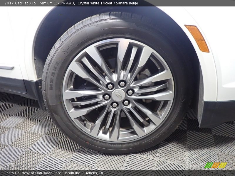 Crystal White Tricoat / Sahara Beige 2017 Cadillac XT5 Premium Luxury AWD
